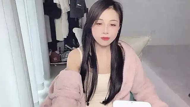 Snapshot of Mien-MM chatting on 11-07-25, 06:35 Mien-MM online show from 11-07-25, 06:35