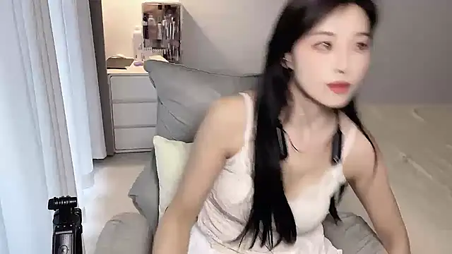 Snapshot of Mien-MM chatting on 12-03-25, 08:45 Mien-MM online show from 12-03-25, 08:45