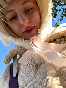 RonnieKiss online show from 10-20-25, 05:08