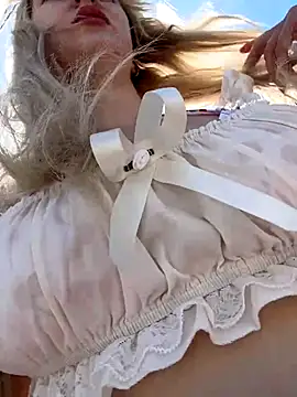 RonnieKiss online show from 11-15-25, 03:59