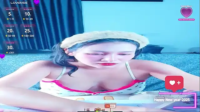 Lalacream12 online show from 09-30-25, 12:21