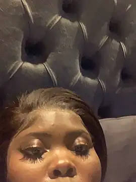 21shazzy online show from 10-17-25, 01:42