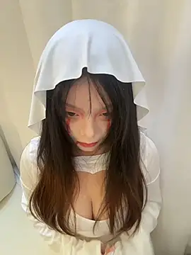 AZ37866 online show from 10-31-25, 01:50