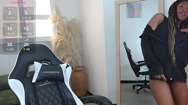 onyx ebony online show from 10-23-25, 01:21