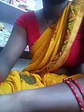 Snapshot of Sexy-sangita123 chatting on 09-26-25, 10:52 Sexy-sangita123 online show from 09-26-25, 10:52