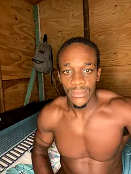 Snapshot of blissful_touch chatting on 09-21-25, 12:12 blissful touch online show from 09-21-25, 12:12