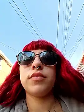Snapshot of CAROLINA_17- chatting on 09-26-25, 01:04 CAROLINA 17- online show from 09-26-25, 01:04
