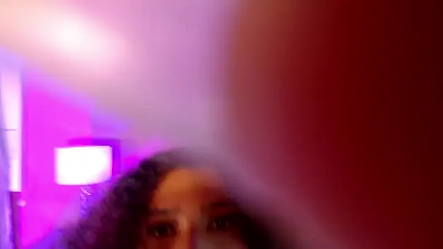  IsabellaRousse online show from 10-09-25, 07:01