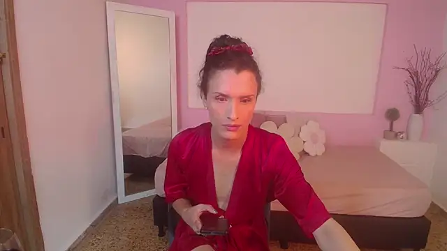 IsabelFernandez online show from 10-29-25, 06:26