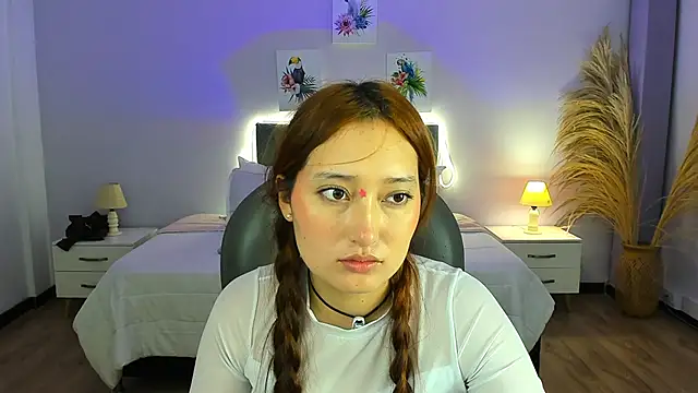 Snapshot of Samara_Hilton_2 chatting on 10-24-25, 07:21 Samara Hilton 2 online show from 10-24-25, 07:21