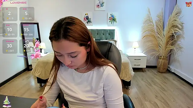 Snapshot of Samara_Hilton_2 chatting on 11-24-25, 06:40 Samara Hilton 2 online show from 11-24-25, 06:40