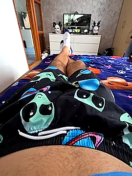 Snapshot of Foxbiker chatting on 02-18-26, 11:06 Foxbiker online show from 02-18-26, 11:06