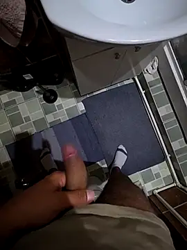 Snapshot of Foxbiker chatting on 04-12-26, 09:31 Foxbiker online show from 04-12-26, 09:31