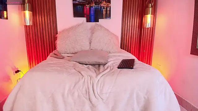 Snapshot of EvaGoddess_ chatting on 11-19-25, 07:36 EvaGoddess online show from 11-19-25, 07:36