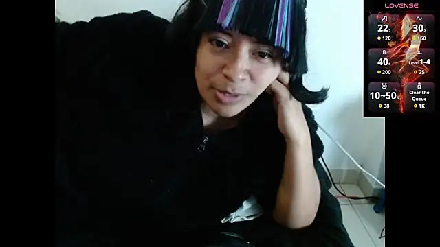 Acelinrose online show from 10-13-25, 03:17