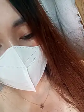 Snapshot of zuzuuLy chatting on 10-25-25, 04:02 zuzuuLy online show from 10-25-25, 04:02