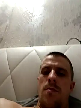 Adidas7217 online show from 12-01-25, 03:11