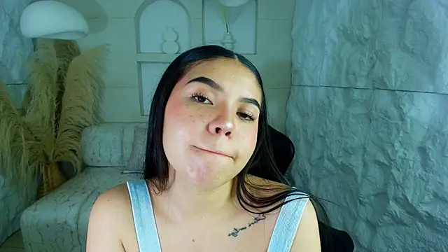 ambarina r online show from 10-24-25, 03:14