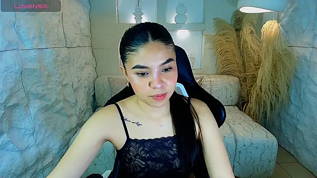 ambarina r online show from 11-21-25, 03:16