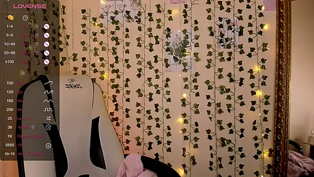 Snapshot of LinaBlossom_ chatting on 02-05-26, 08:19 LinaBlossom online show from 02-05-26, 08:19