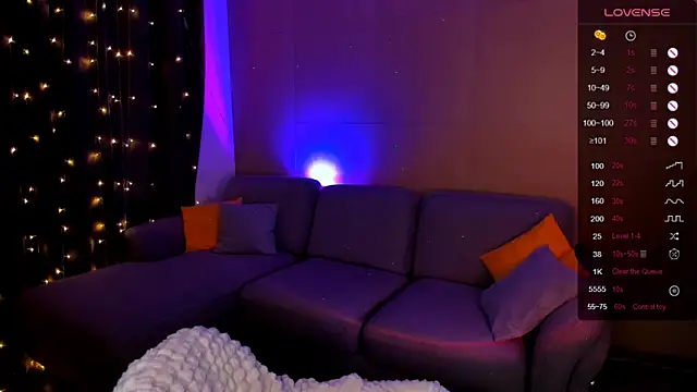 Snapshot of LinaBlossom_ chatting on 02-18-26, 08:21 LinaBlossom online show from 02-18-26, 08:21