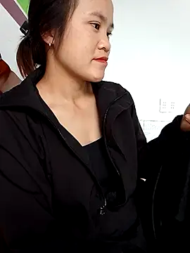 Snapshot of Norah-h chatting on 10-07-25, 03:04 Norah-h online show from 10-07-25, 03:04