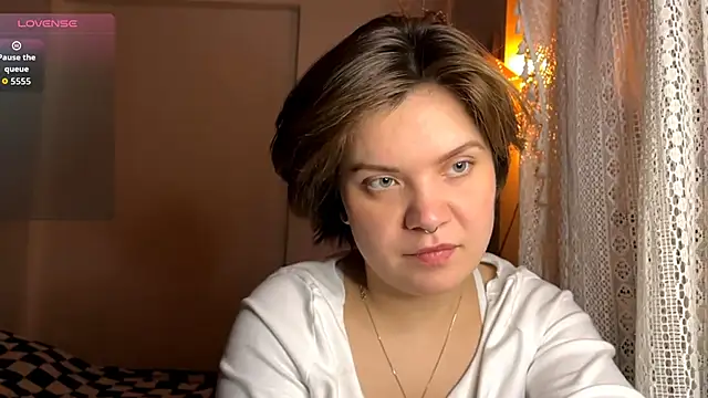 SabrinaFolts online show from 10-18-25, 04:30