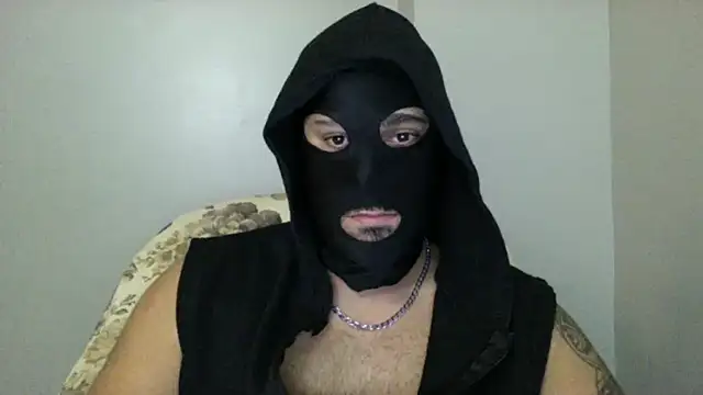 Snapshot of izlebeni_ chatting on 09-25-25, 07:17 izlebeni online show from 09-25-25, 07:17