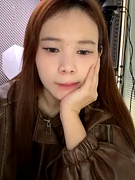 YY-27 online show from 11-05-25, 05:40