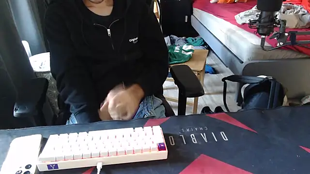 geil20CM2 online show from 09-23-25, 03:04