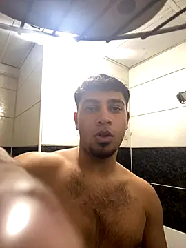 Snapshot of astoperaa chatting on 10-21-25, 04:08 astoperaa online show from 10-21-25, 04:08