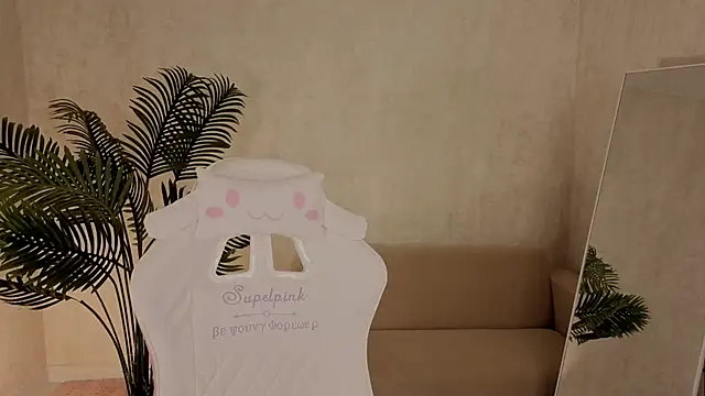 Snapshot of kianawhite chatting on 11-20-25, 09:20 kianawhite online show from 11-20-25, 09:20