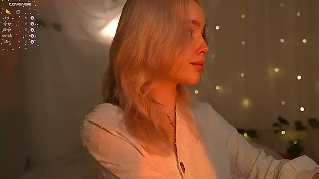 Snapshot of mother__of__dragons chatting on 09-22-25, 09:28 mother of dragons online show from 09-22-25, 09:28