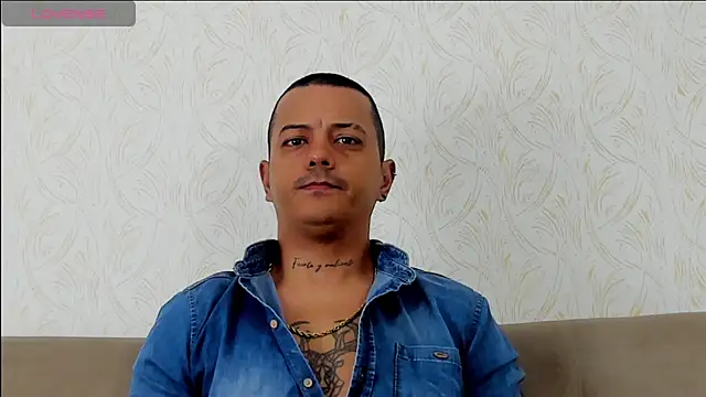 MaximoHall86 online show from 10-30-25, 12:06