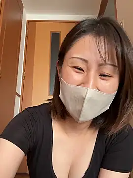 Snapshot of noa_00121 chatting on 10-14-25, 02:23 noa 00121 online show from 10-14-25, 02:23