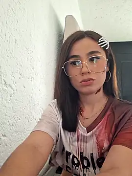 Akane24 online show from 11-01-25, 08:22