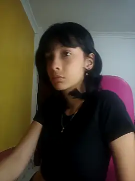 xoxo milk online show from 10-20-25, 05:35