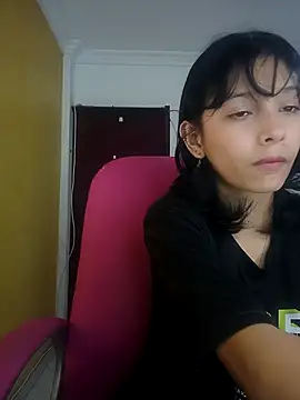 xoxo milk online show from 11-07-25, 07:47