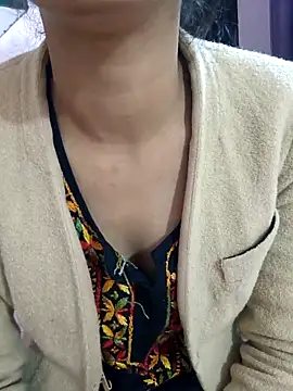 anayahotty online show from 11-08-25, 07:23