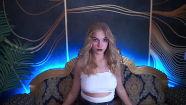 AlinaLiii online show from 11-13-25, 08:19