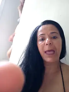 lucineia7 online show from 04-07-26, 06:41