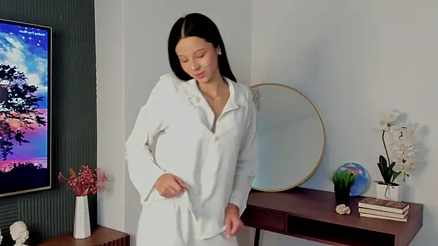 PatriciaHirpara online show from 09-28-25, 07:36