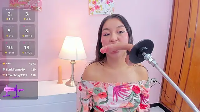 mia celezte online show from 10-31-25, 12:06