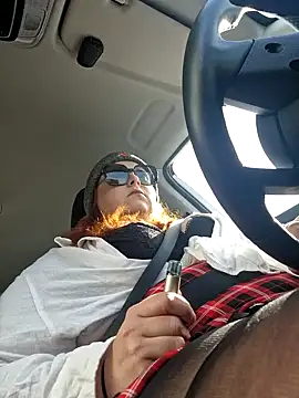 Chrissiosaurus online show from 10-19-25, 11:44