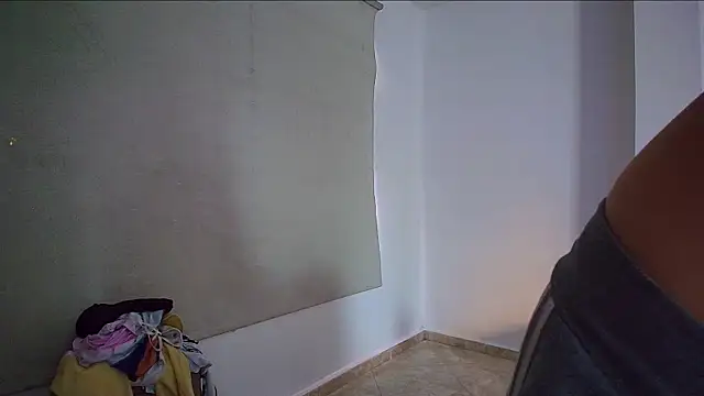 Julieta Rose19 online show from 10-07-25, 10:29