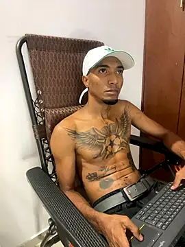 stronganddelicious online show from 09-25-25, 11:08