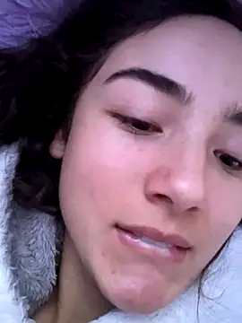 Snapshot of Innerpeace_ chatting on 09-28-25, 03:06 Innerpeace online show from 09-28-25, 03:06