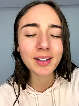 Snapshot of Innerpeace_ chatting on 09-29-25, 03:11 Innerpeace online show from 09-29-25, 03:11