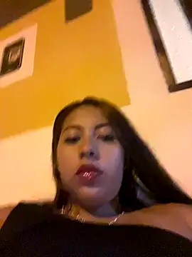 Snapshot of EmilyJoe chatting on 09-28-25, 01:44 EmilyJoe online show from 09-28-25, 01:44