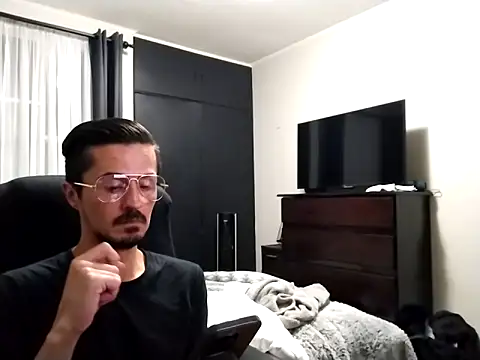 JustBrunox online show from 03-19-25, 03:30